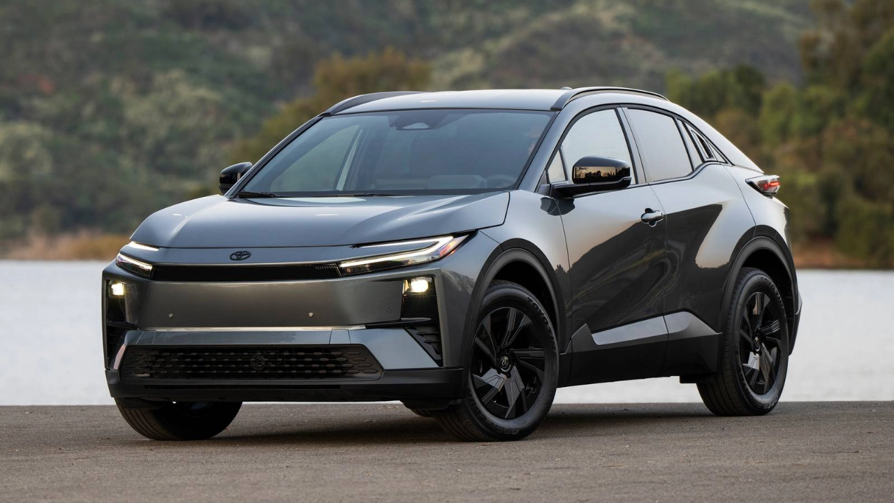 Toyota CH-R 2026 : prix, autonomie et fiche technique